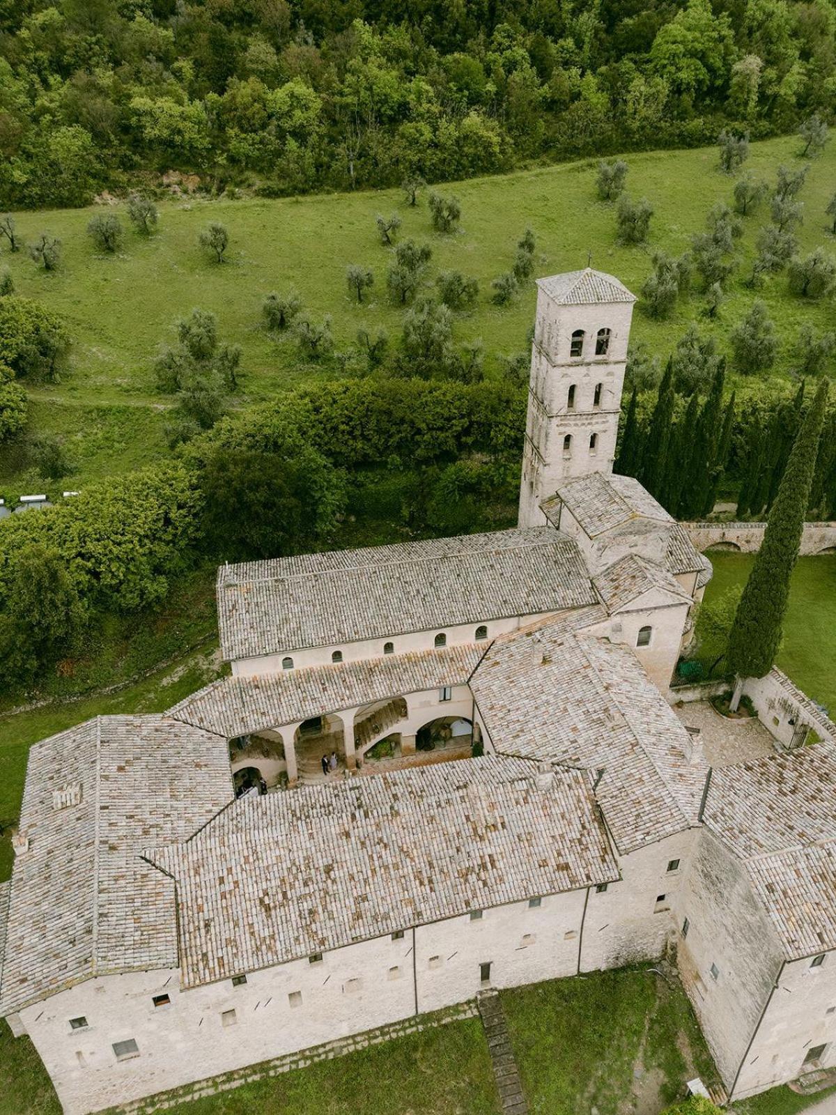 Abbazia San Pietro In Valle Ферентилло Экстерьер фото